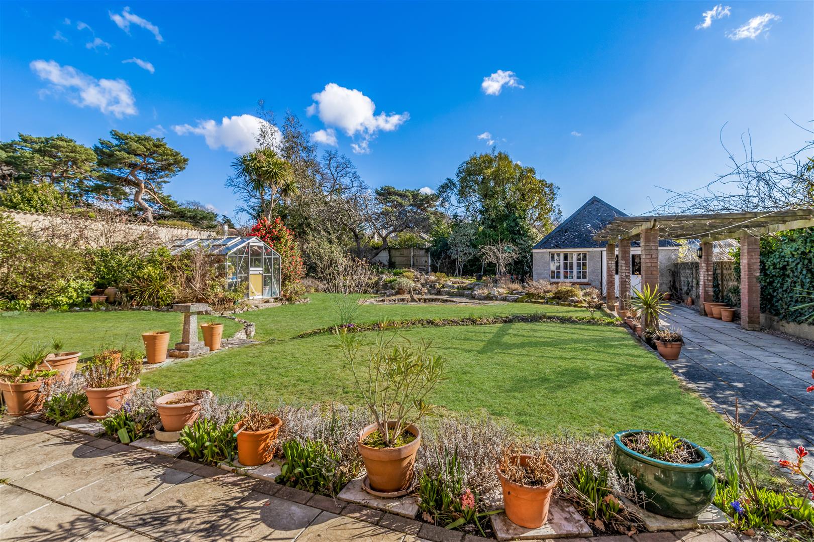 Property information Luxury & Prestige